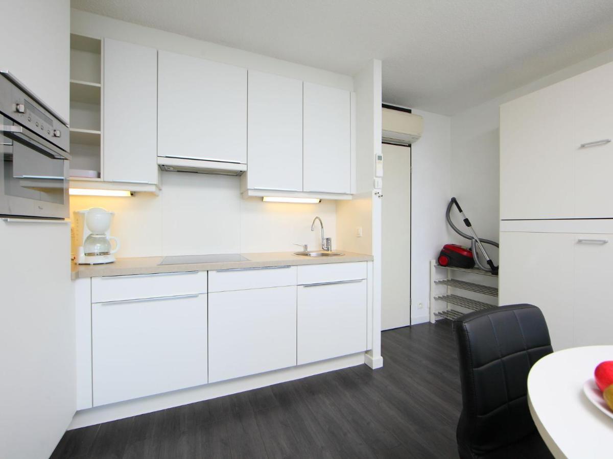 Studio Studio Met Garage By Interhome Bredene Dış mekan fotoğraf